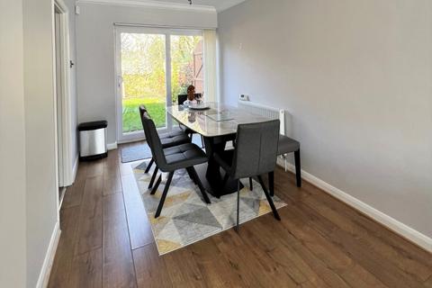 undefined, West Byfleet, Surrey, KT14