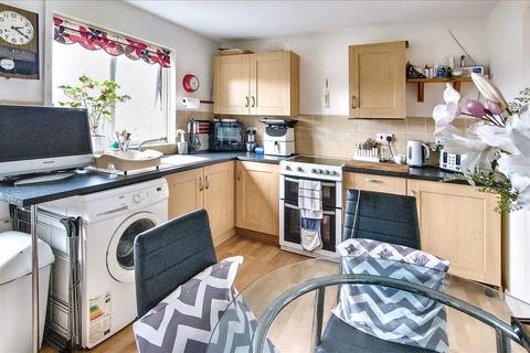 2 bedroom semi-detached house for sale, 9 Howells Close, Monkton