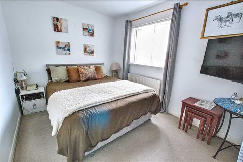 2 bedroom semi-detached house for sale, 9 Howells Close, Monkton