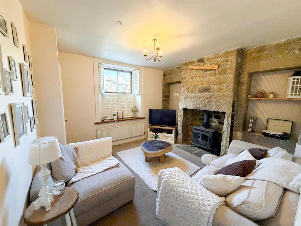 3 bed terrace, Steeton