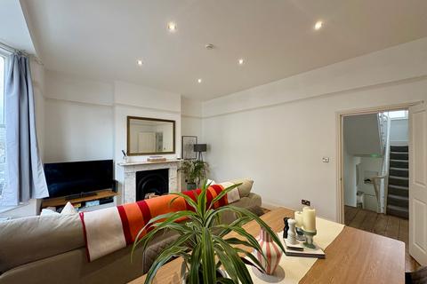 2 bedroom flat to rent, Buckingham Street, Brighton BN1