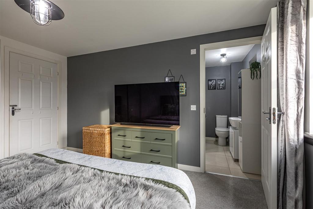 13 Kingfisher Grove Galashiels 41.JPG