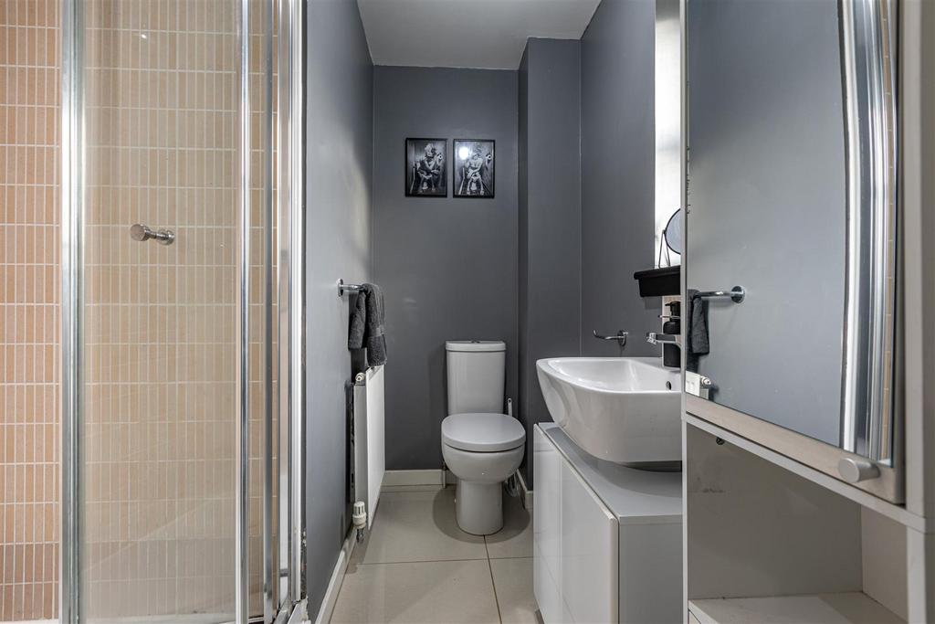 13 Kingfisher Grove Galashiels 42.JPG