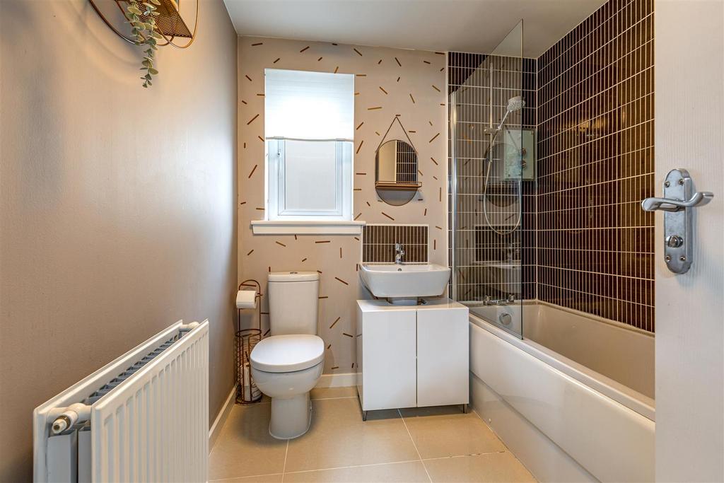 13 Kingfisher Grove Galashiels 45.JPG