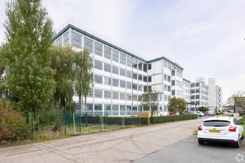 Warehouse to rent, Princess Margaret Rd Tilbury RM18 8RH