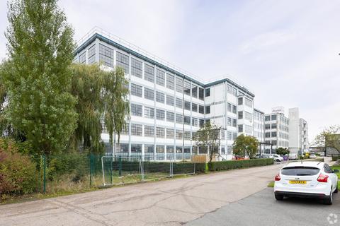 Warehouse to rent, Princess Margaret Rd Tilbury RM18 8RH