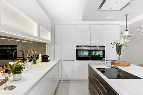 4 bedroom semi-detached house for sale, Laurel Drive, Winchmore Hill, N21