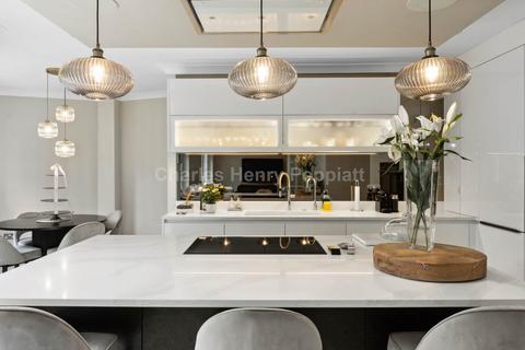 4 bedroom semi-detached house for sale, Laurel Drive, Winchmore Hill, N21