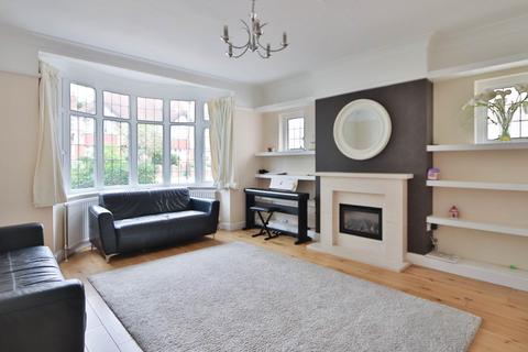 undefined, Buxton Drive, New Malden