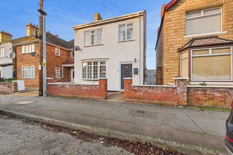 undefined, Queens Walk, Peterborough, PE2