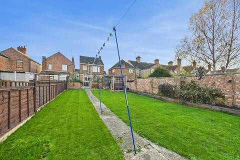 3 bedroom detached house for sale, Queens Walk, Peterborough, PE2