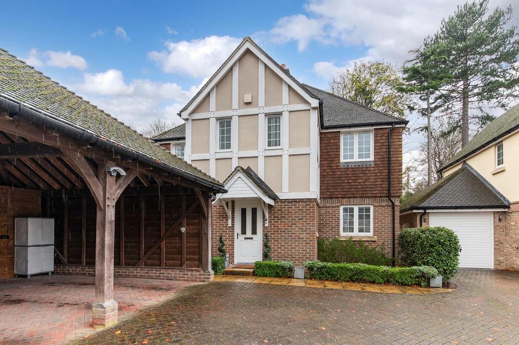 ACORN CLOSE (2).jpg