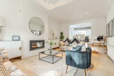 4 bedroom detached house for sale, Ladeside Drive, Kilsyth, G65