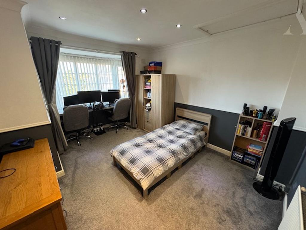62 Elmfield Road Bed 2.jpeg