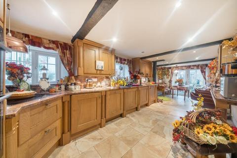 5 bedroom detached house for sale, Whitchuch,  Herefordshire,  HR9