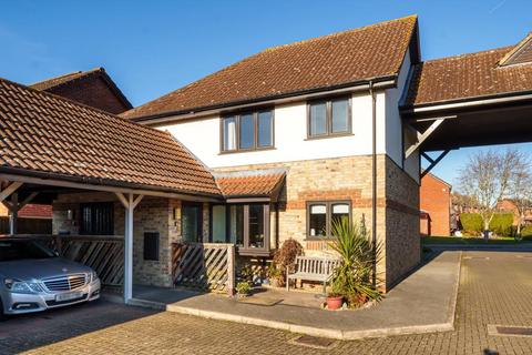 2 bedroom retirement property for sale, Thatcham, Berkshire, RG19
