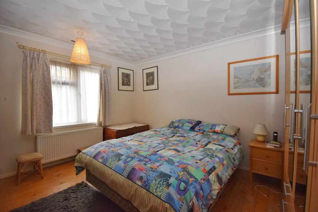 House in Cambridge, Cherry Hinton - More