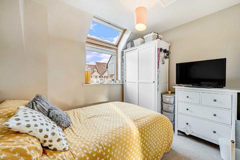 undefined, Hayes Grove, London SE22