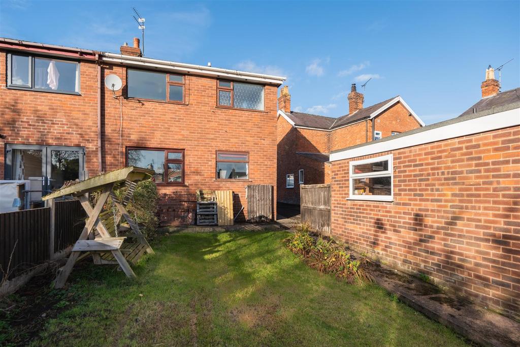 12b Eaton Road-021.jpg