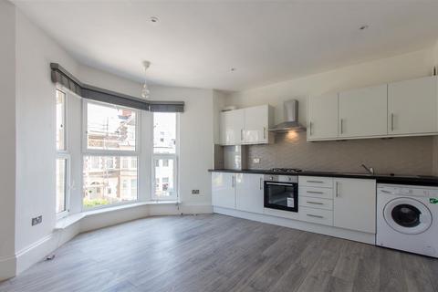 1 bedroom flat to rent, Claude Road, Cardiff CF24
