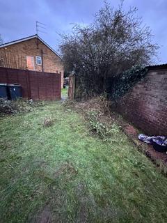 undefined, Luton LU2