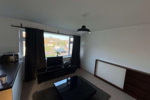 undefined, Luton LU2
