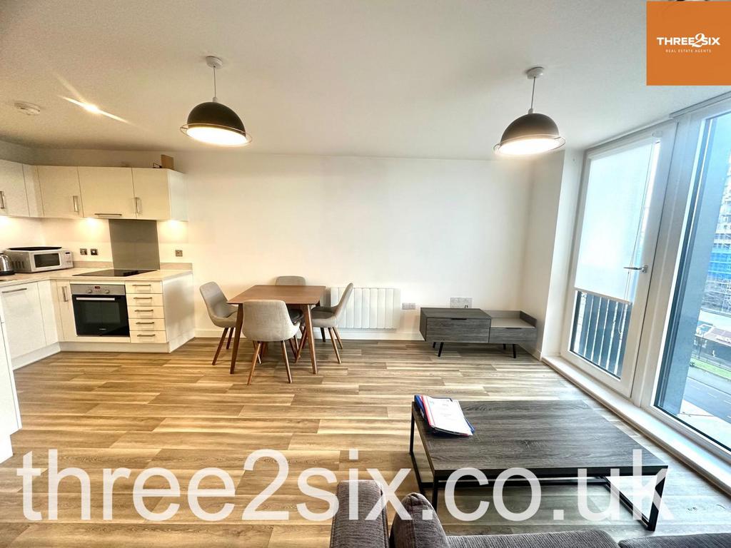 Modern Gated &amp; Furnished Top Floor Apartment With
