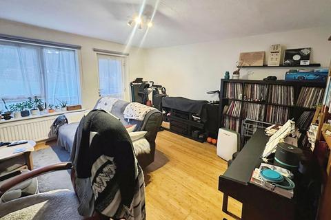 undefined, Abbeyfields Close, London, NW10