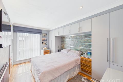 3 bedroom terraced house for sale, Chetwode Road, Tadworth, KT20