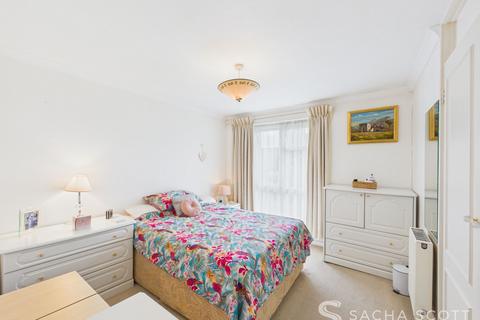 3 bedroom terraced house for sale, Chetwode Road, Tadworth, KT20