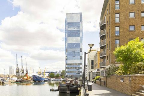 Studio to rent, Dollar Bay Place, London E14