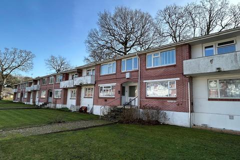 2 bedroom flat for sale, Plantation Road, Poole BH17