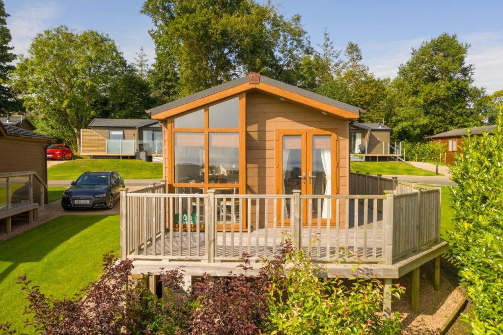 Traditional 2 Bedroom Lodge Hot Tub Pet Friendly B