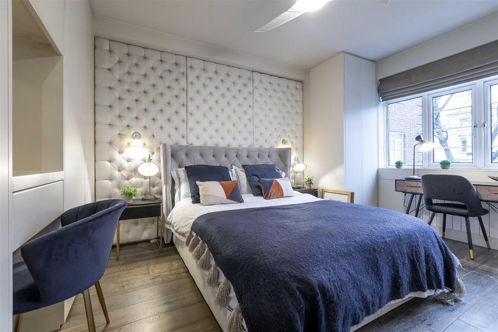 Bedroom 1.jpg