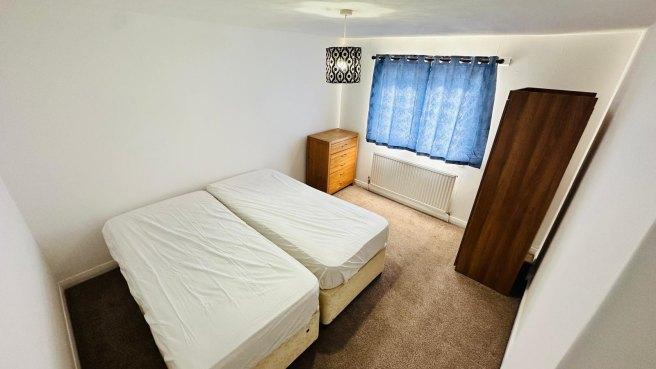 Woodlands-avenue-rg5-3he-967020