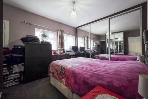 undefined, Lyon Park Avenue, Alperton HA0