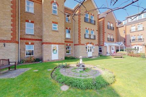 2 bedroom retirement property for sale, Draper Close, Isleworth, ., TW7 4SX