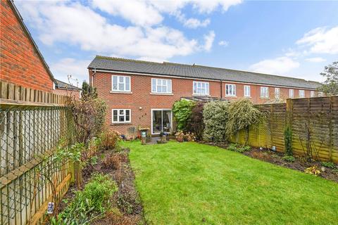 3 bedroom end of terrace house for sale, King George Gardens, Chichester, PO19