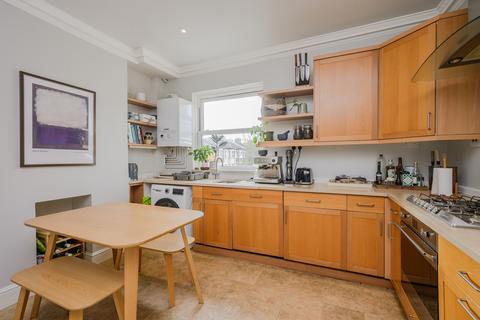 3 bedroom maisonette for sale, Wycliffe Road, Wimbledon SW19