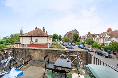 3 bedroom flat to rent, Horn Lane, Acton, London, W3