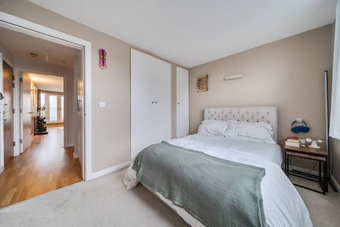 undefined, London Road, Brentford, TW8
