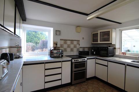 3 bedroom detached house for sale, 19 Felton St, Felton BS40