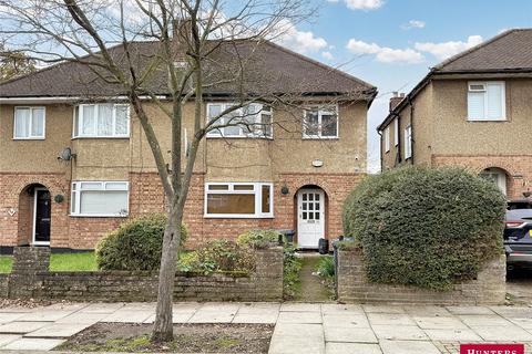 Connaught Road, Barnet, EN5