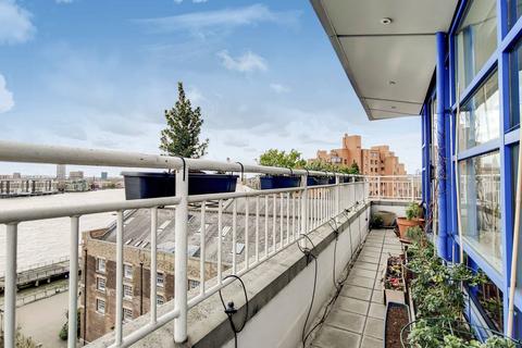 2 bedroom flat to rent, Jardine Road, Limehouse, London, E1W