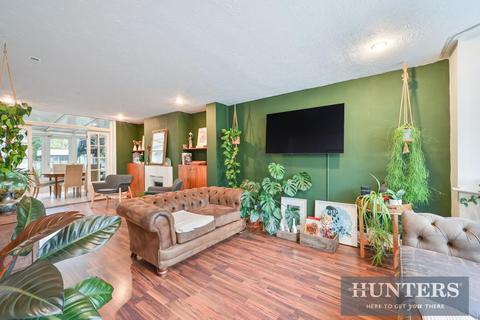 undefined, Tennyson Avenue, New Malden, KT3 6NA