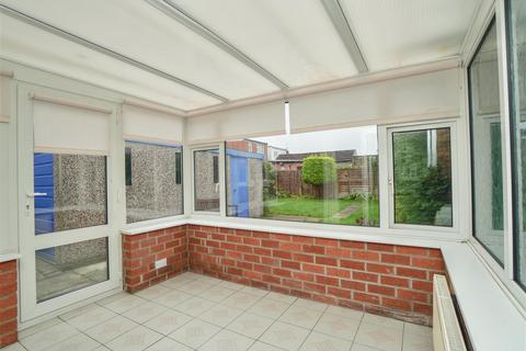 3 bedroom semi-detached house for sale, Thornfield Drive, Huntington, York