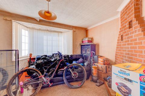 3 bedroom semi-detached house for sale, Ramsden Crescent, Carlton in Lindrick, S81