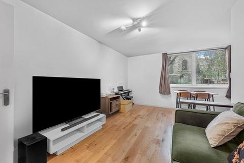 2 bedroom flat for sale, New Compton Street, London