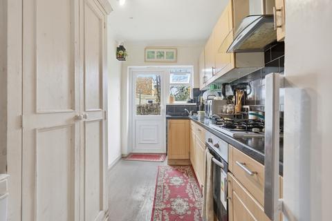3 bedroom terraced house for sale, London E6