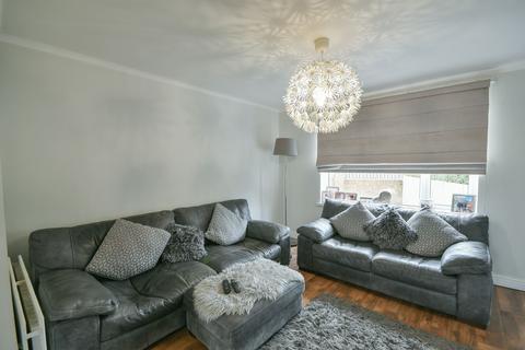 3 bedroom semi-detached house for sale, Cambo Green, Newcastle upon Tyne NE5